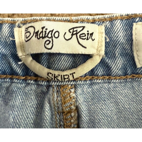 Indigo Rein Button Front Distressed Frayed Hem Denim Mini Jean Skirt Blue Size 7 - Picture 4 of 9